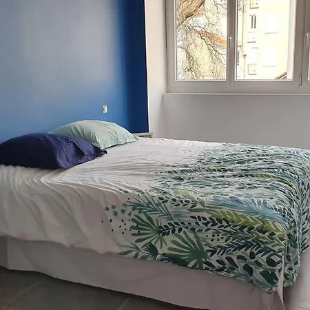 Logement Situe A 100m Des Thermes Plein Cv Apartamento *